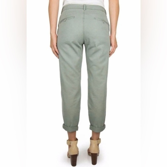 WOOLRICH WOMEN'S SUNDAY RELAXED CHINO PANT CAPRI SAGE GREEN - Picture 2 of 7